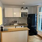 Joli studio- quartier Montmartre